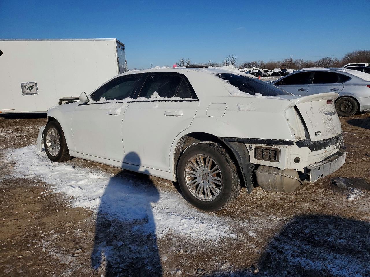 2018 Chrysler 300 S - Image 2