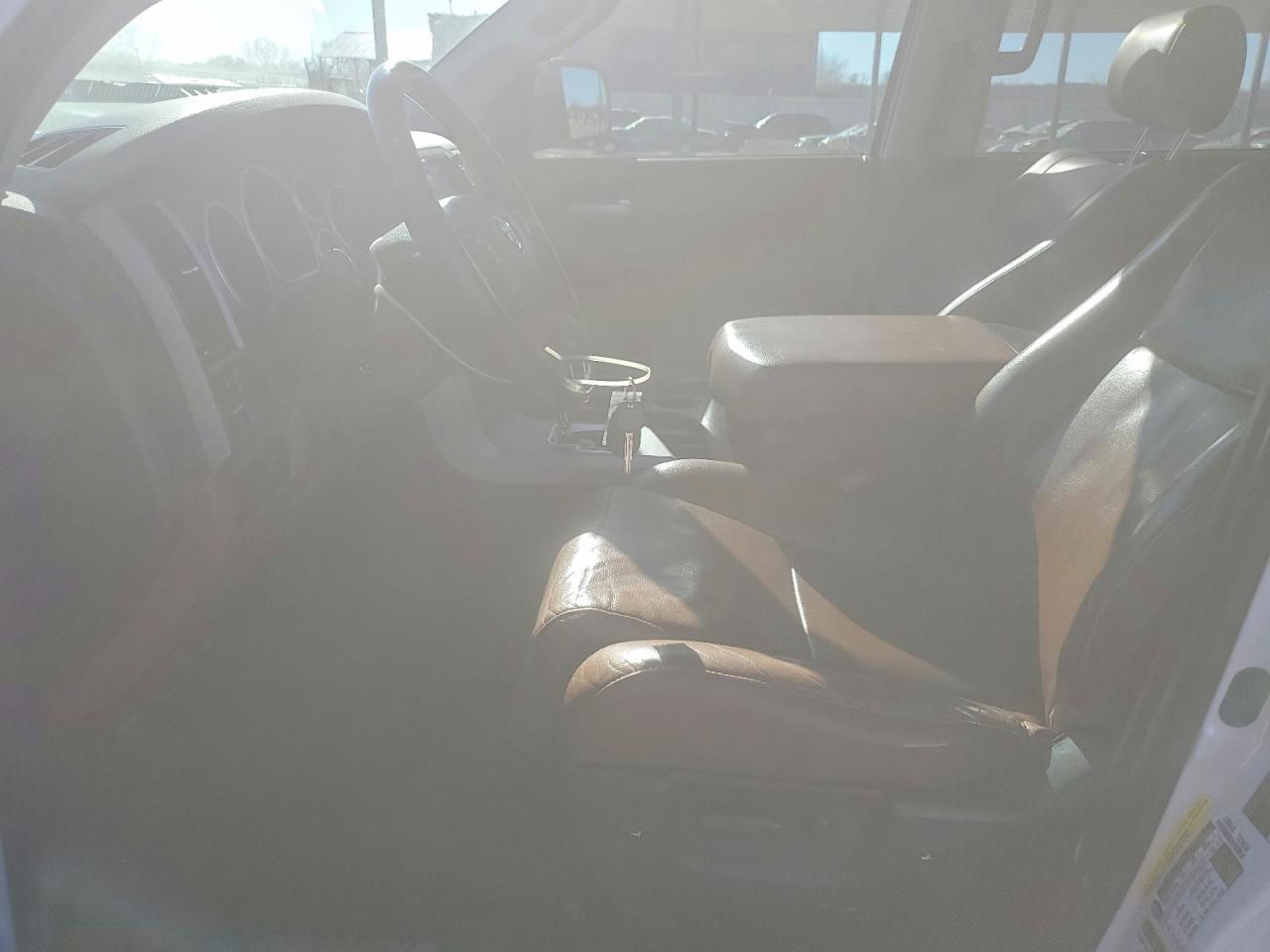 2013 Toyota Sequoia Platinum - Фото 7