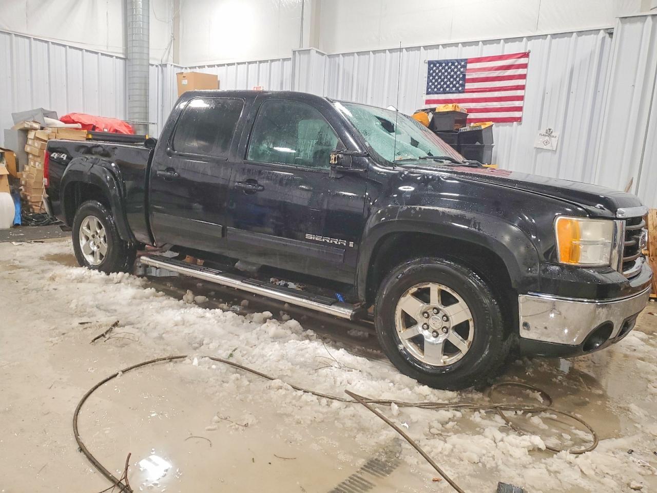 2007 GMC New Sierra K1500 - Image 4
