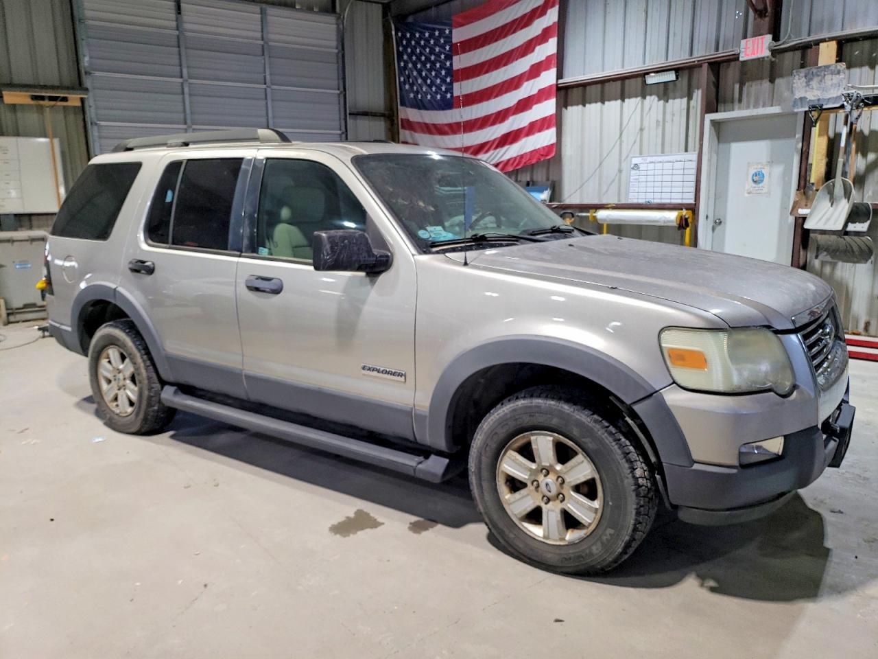 2006 Ford Explorer Xlt - Image 4