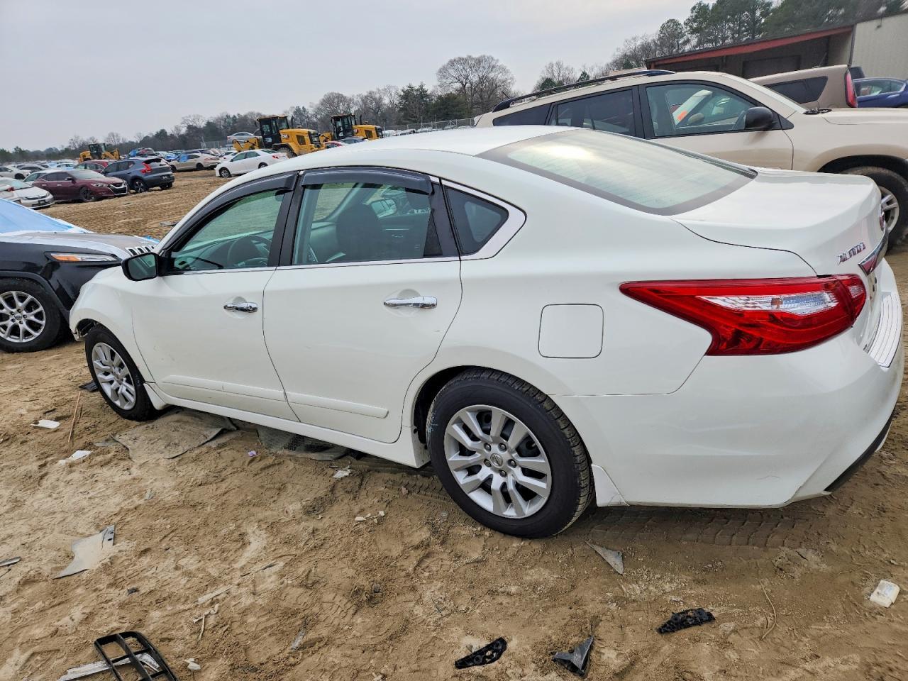 2017 Nissan Altima 2.5 - Фото 2