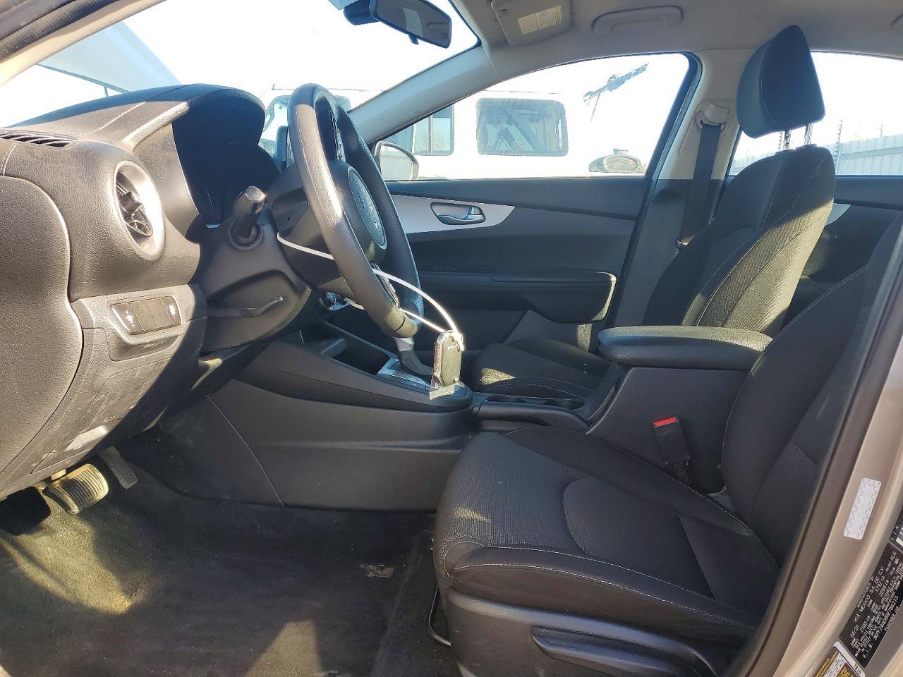 2024 Kia Forte Lx - Image 7