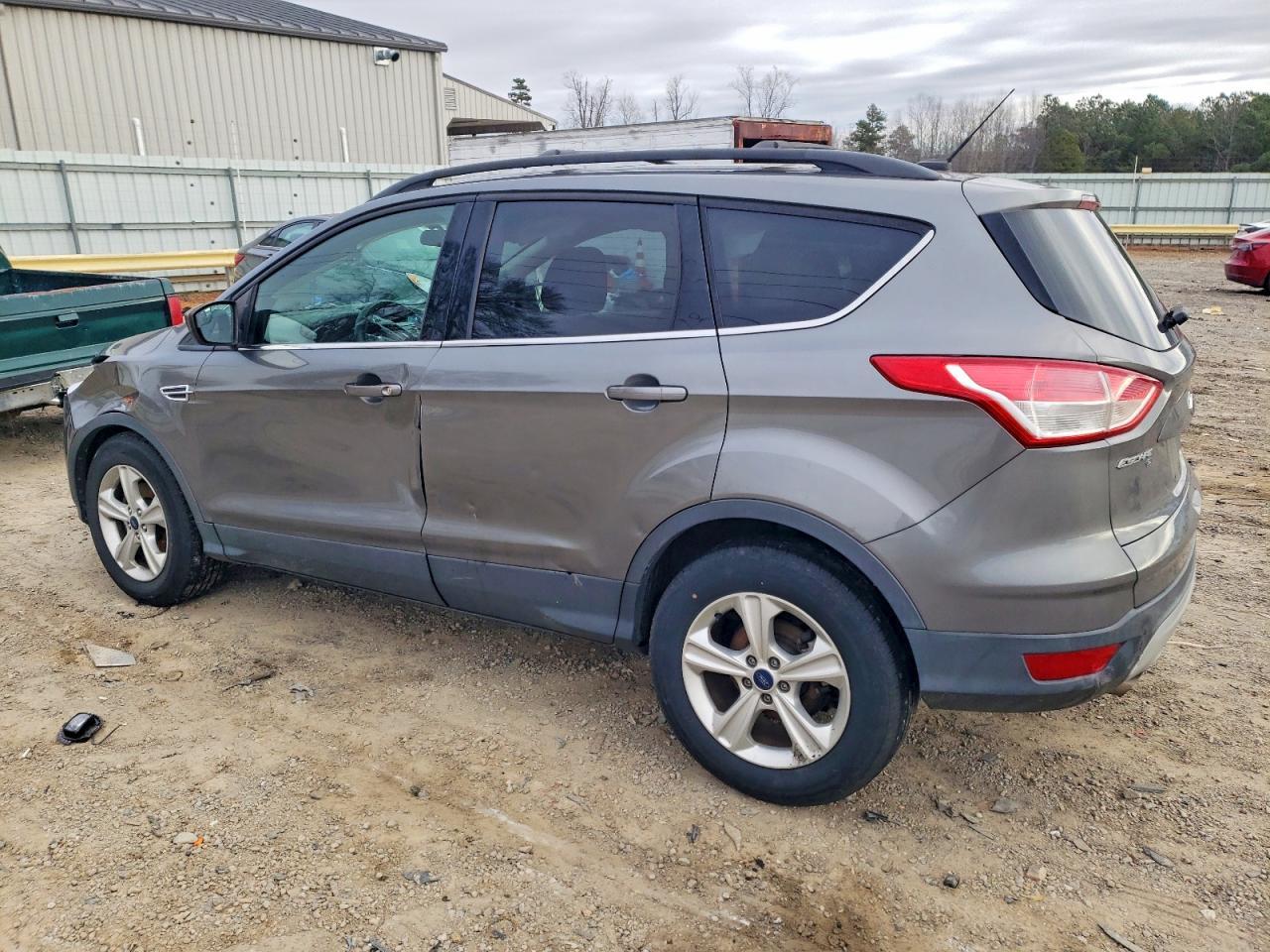 2014 Ford Escape Se - Фото 2