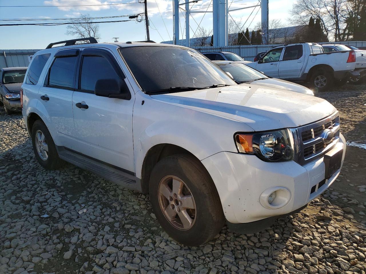 2009 Ford Escape Xlt - Image 4