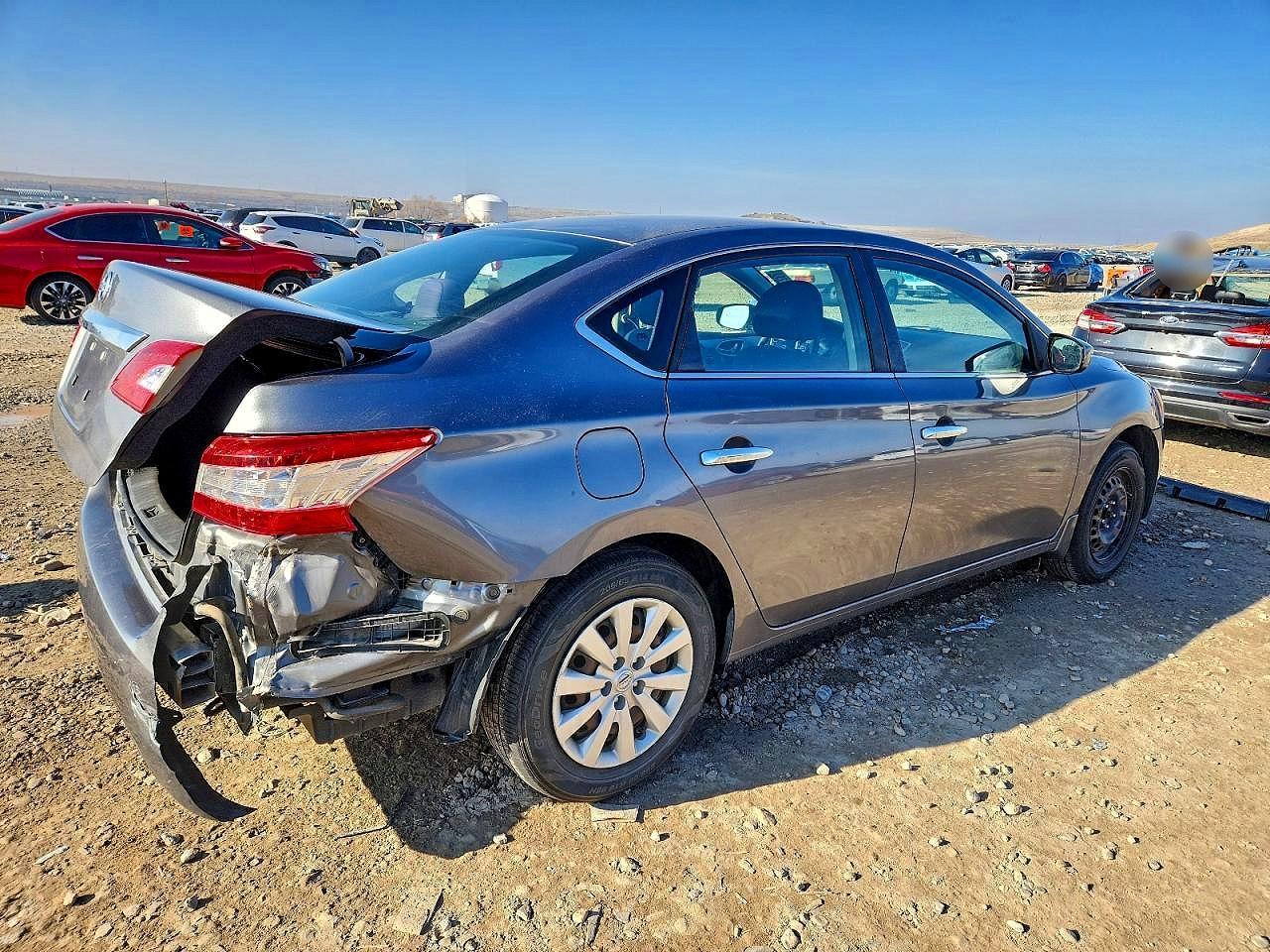 2015 Nissan Sentra S - Фото 3