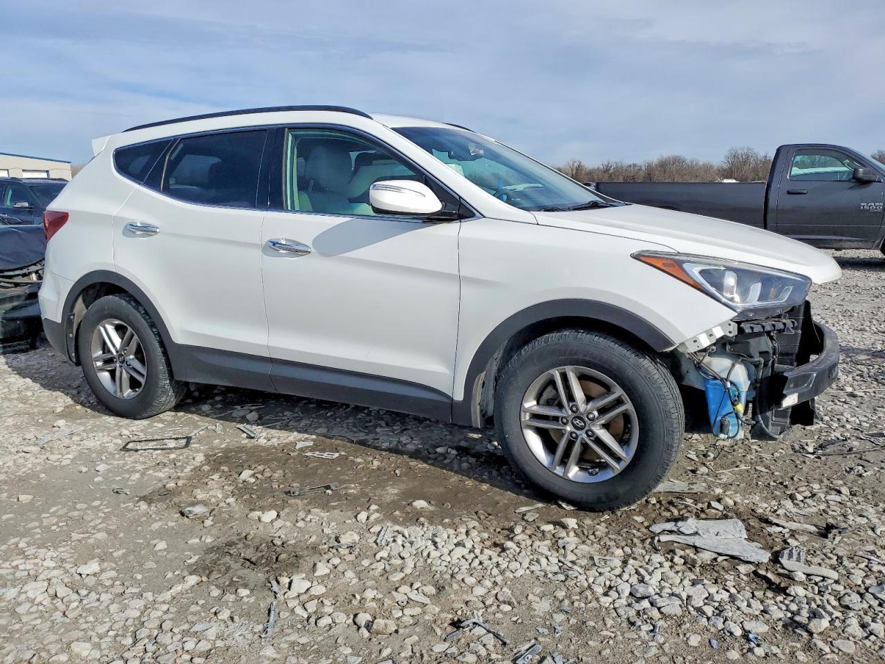 2018 Hyundai Santa Fe Sport - Image 4