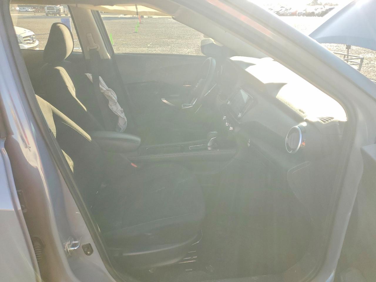 2024 Niss Kicks - Фото 7