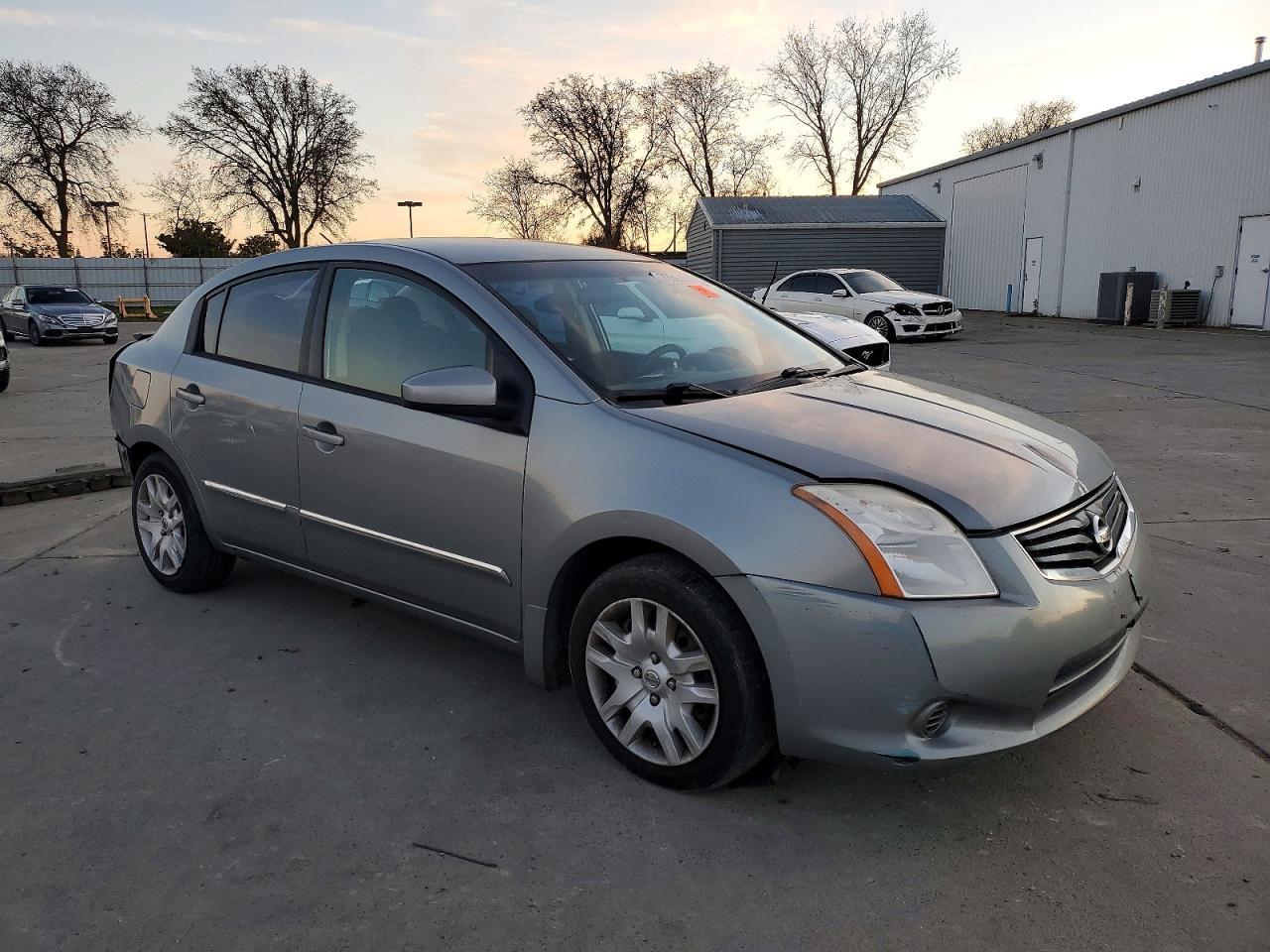 2012 Nissan Sentra 2.0 - Фото 4