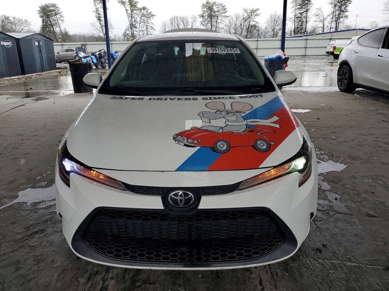 2022 Toyota Corolla - Image 5