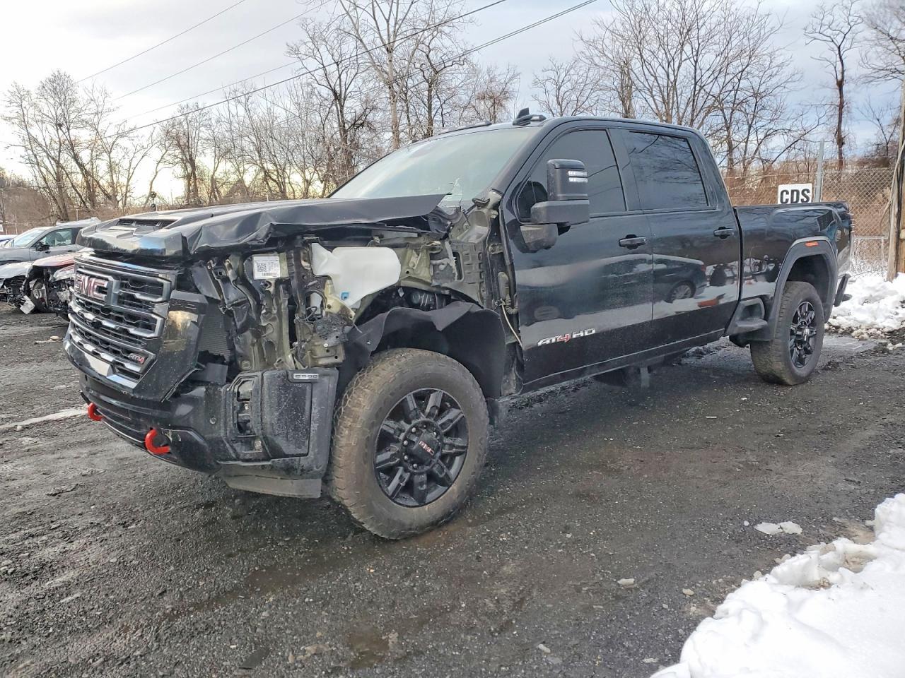 2025 GMC Sierra K2500 At4
