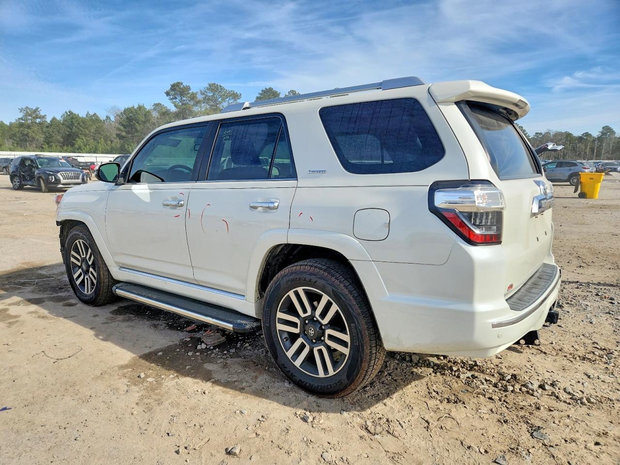 2019 Toyota 4Runner Sr5 - Фото 2