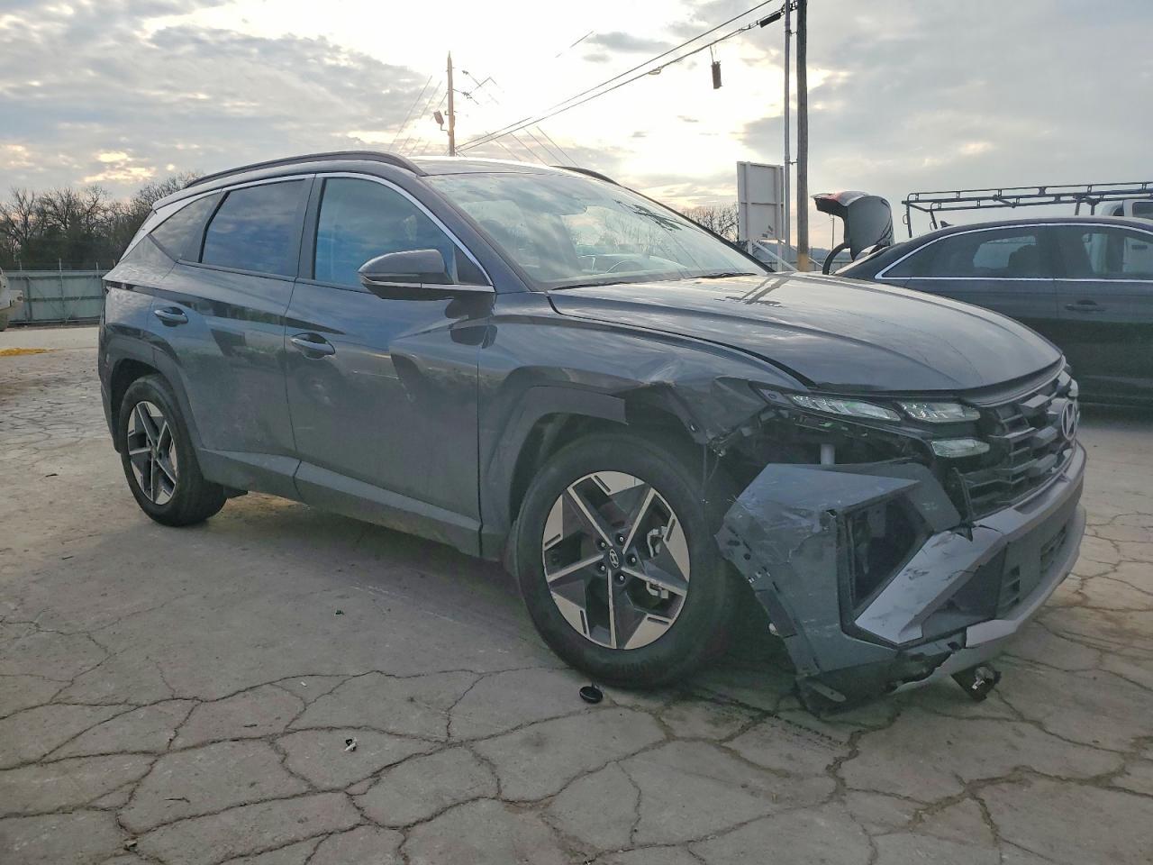 2025 Hyundai Tucson Sel - Image 4