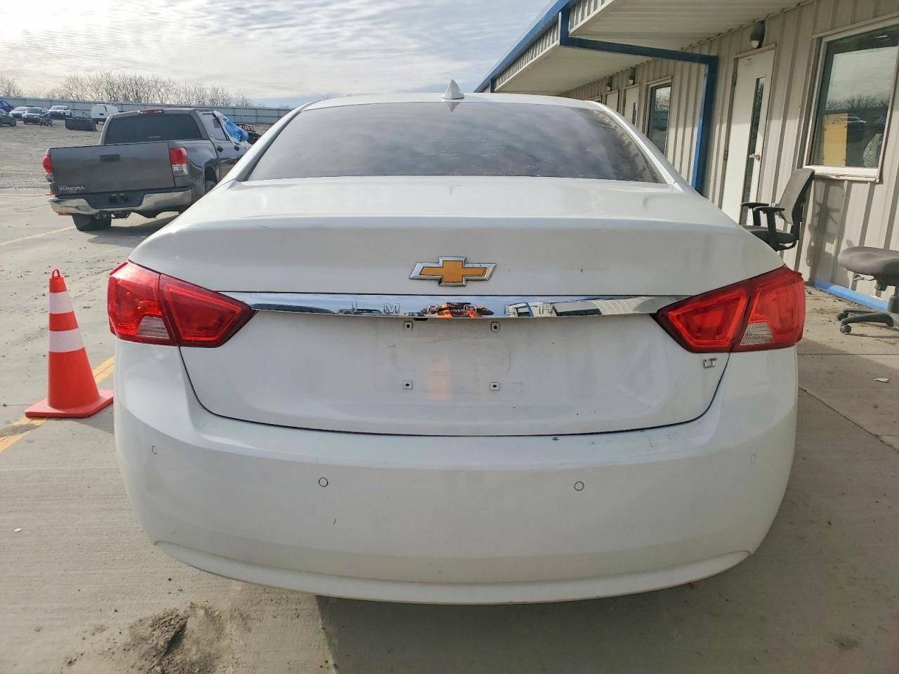 2016 Chevrolet Impala Lt - Image 6