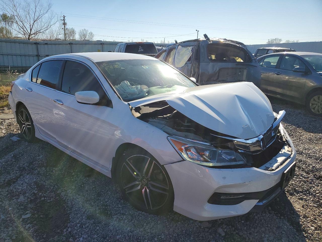 2017 Honda Accord Sport - Image 4