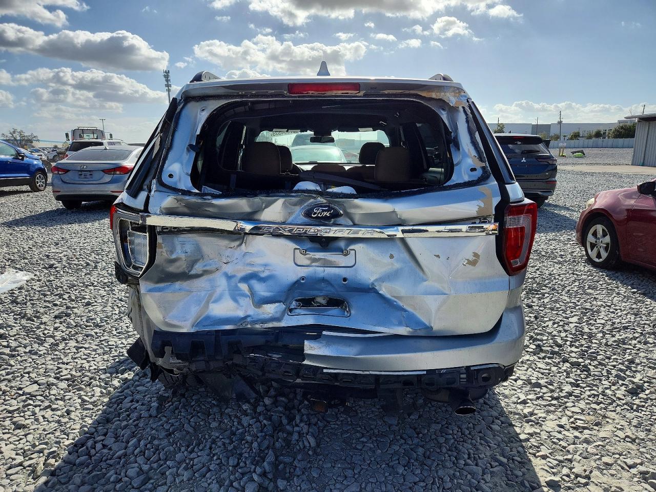 2017 Ford Explorer - Фото 6