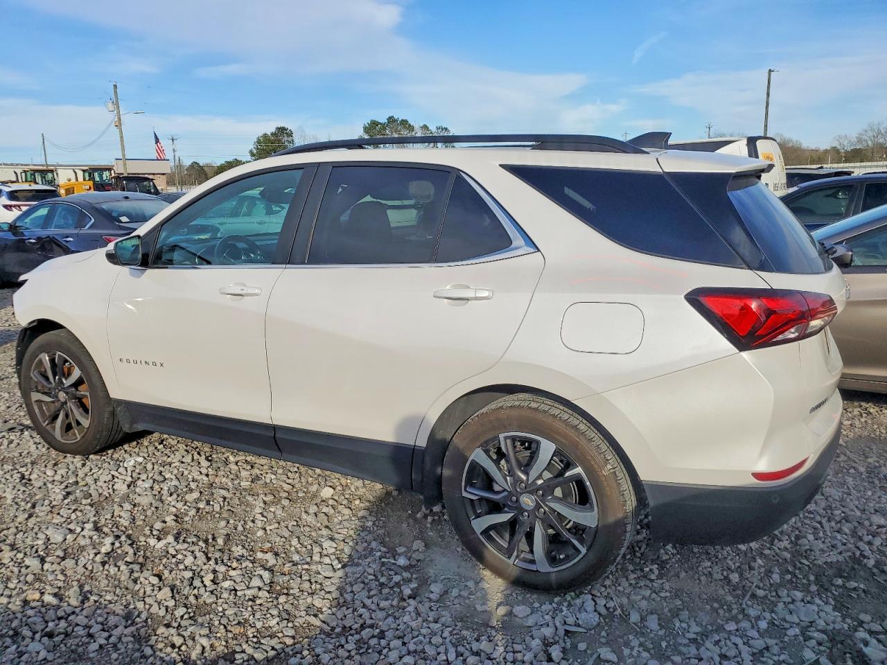 2022 Chevrolet Equinox Lt - Фото 2