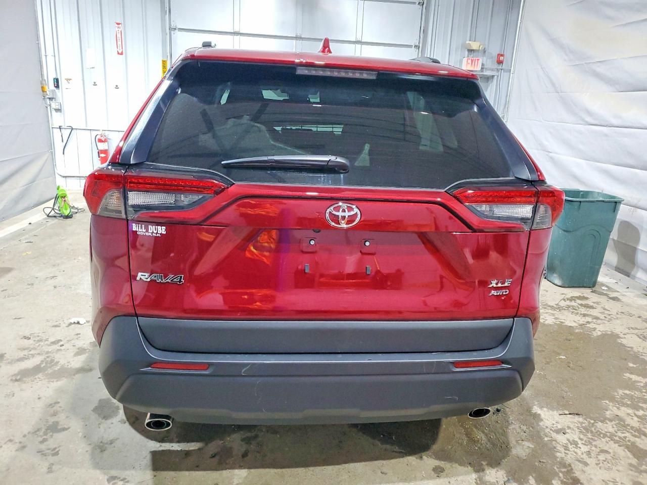 2025 Toyota Rav4 Xle - Image 6