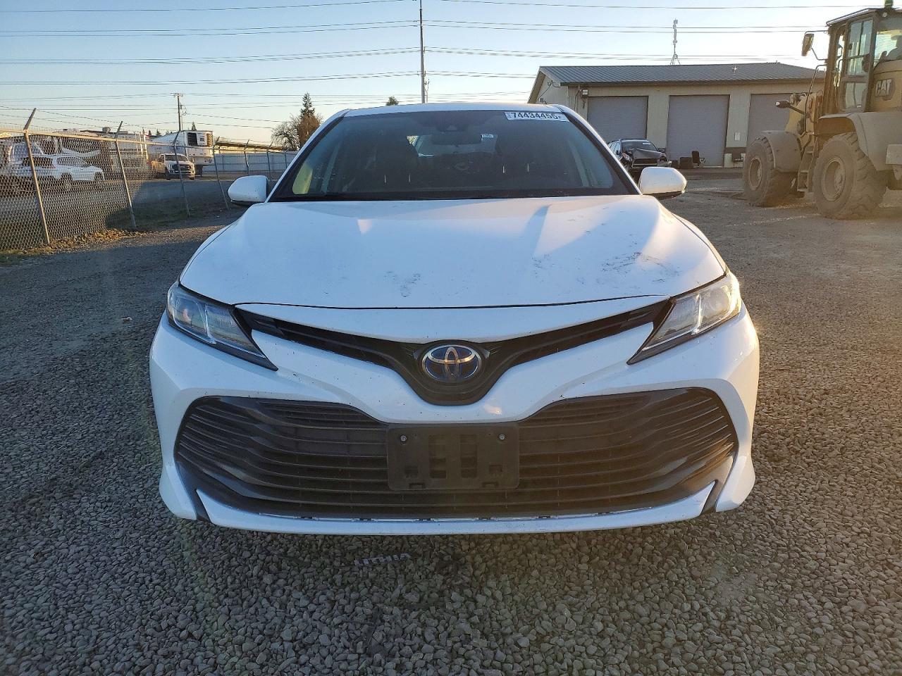 2019 Toyota Camry - Фото 5