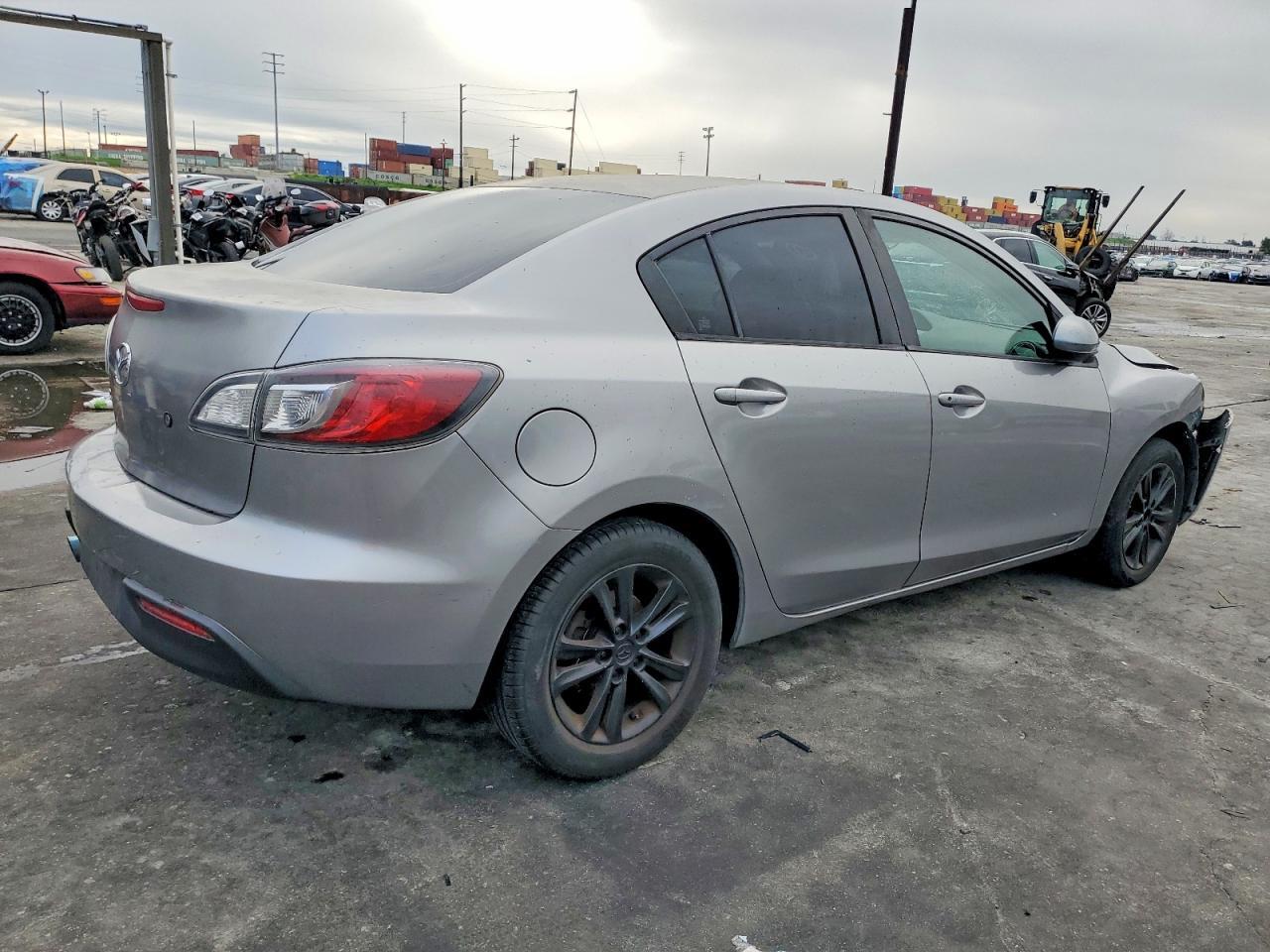 2011 Mazda 3 I - Фото 3