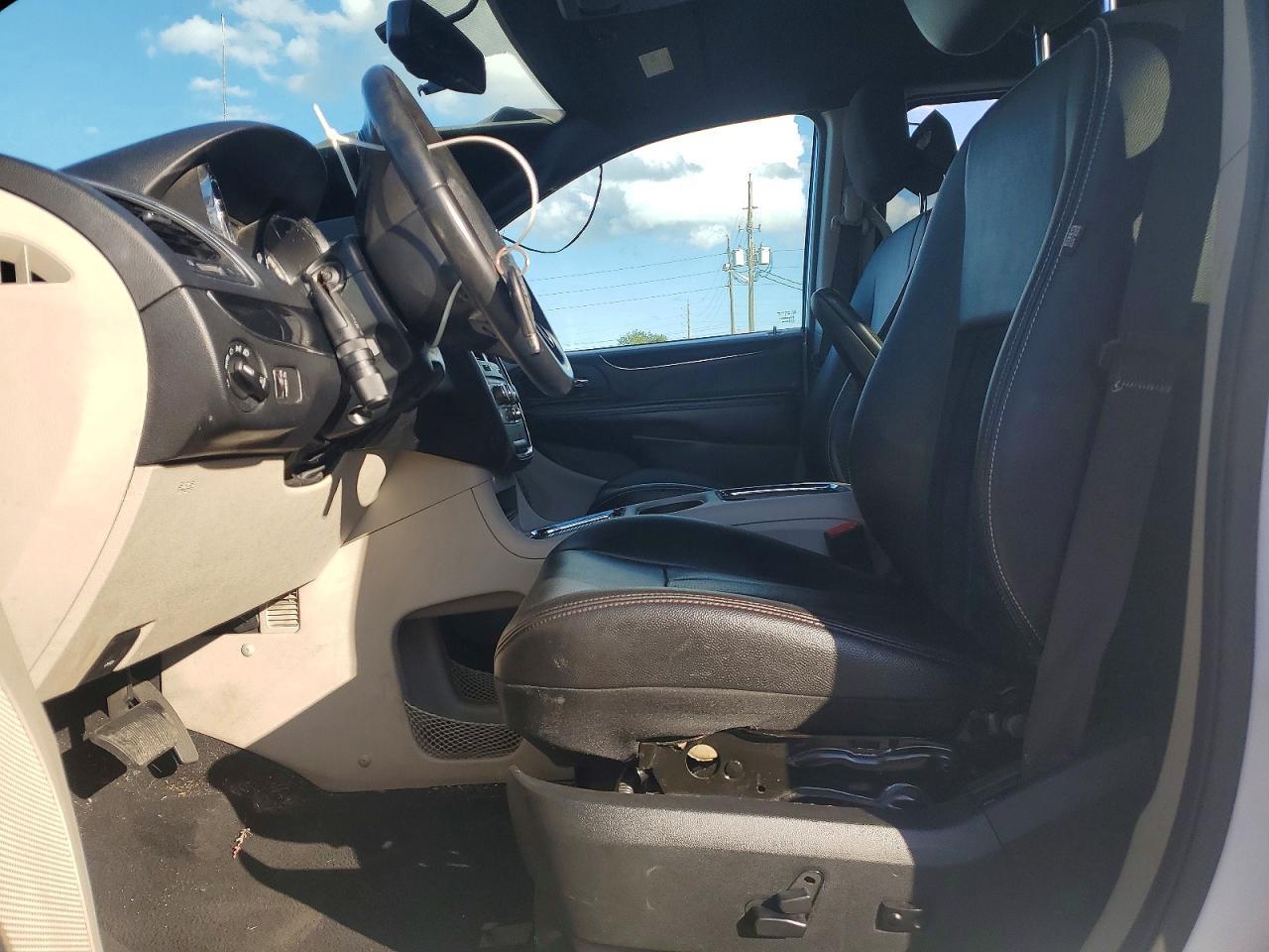 2018 Dodge Grand Caravan Sxt - Фото 7