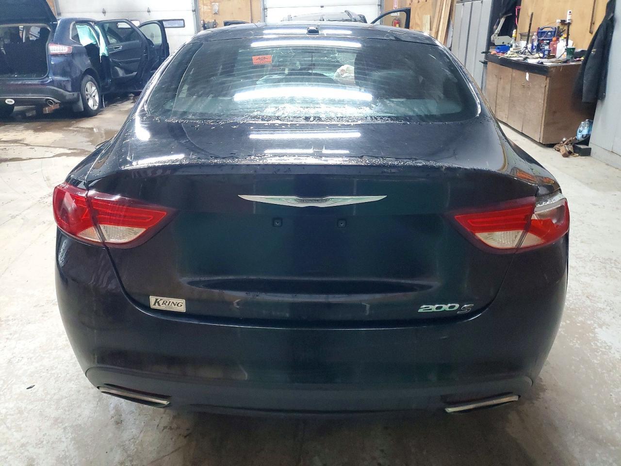 2015 Chrysler 200 S - Фото 6