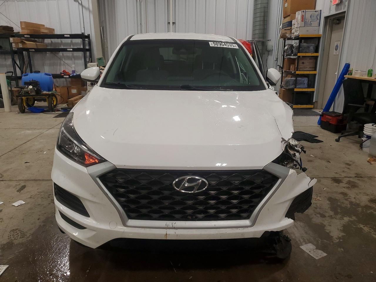 2021 Hyundai Tucson Se - Image 5