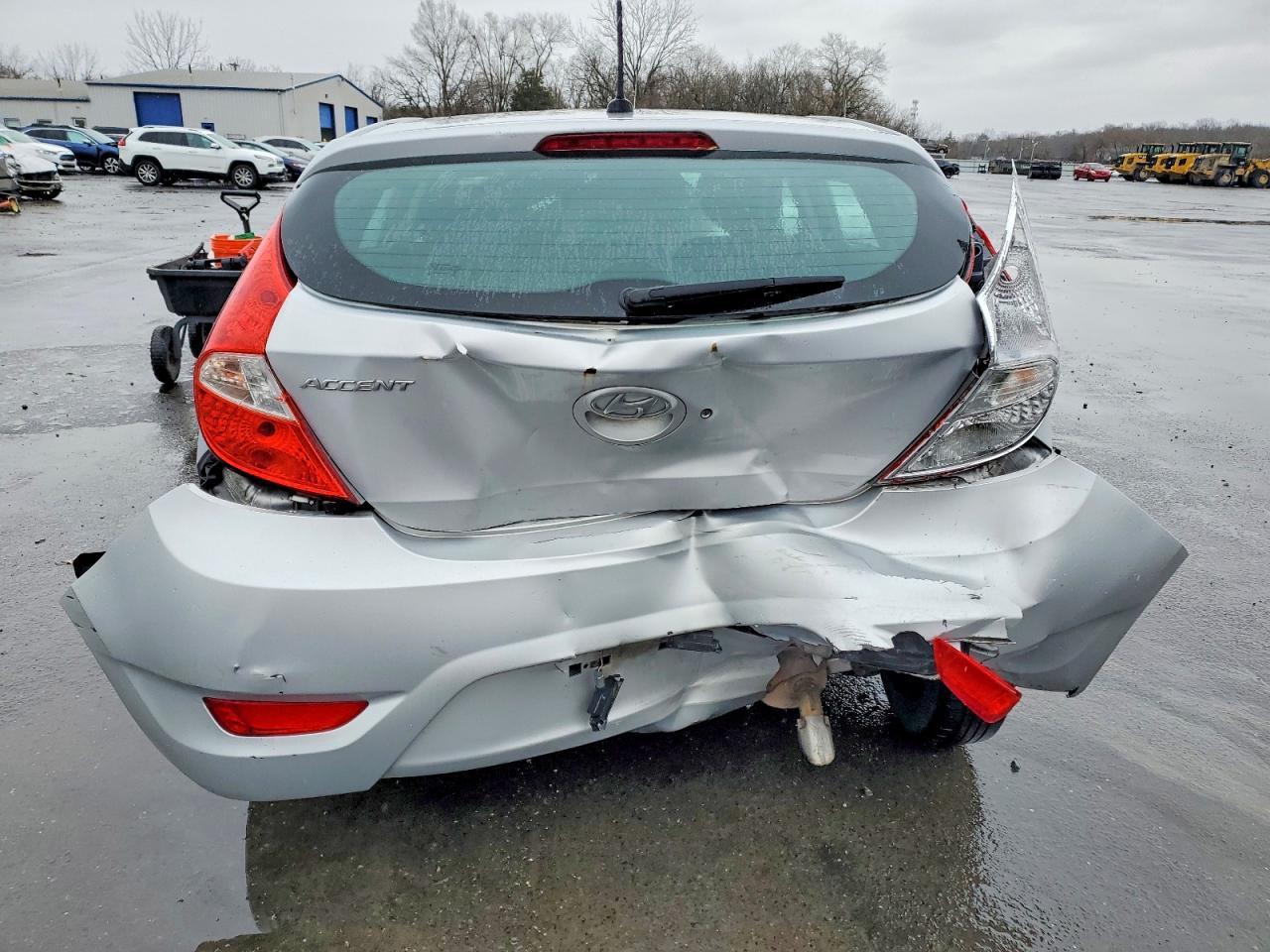 2017 Hyundai Accent Se - Фото 6