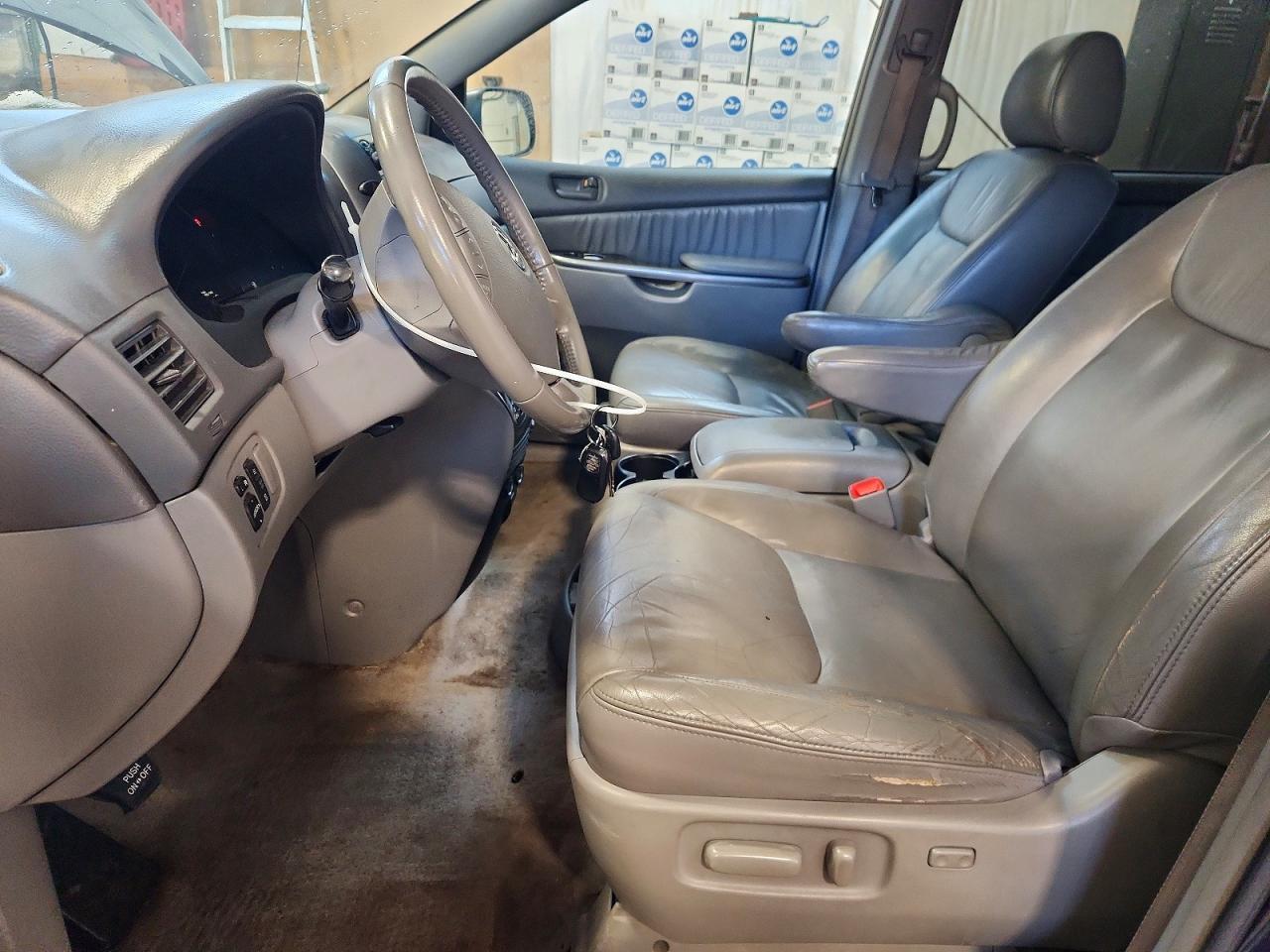 2007 Toyota Sienna Le - Фото 7