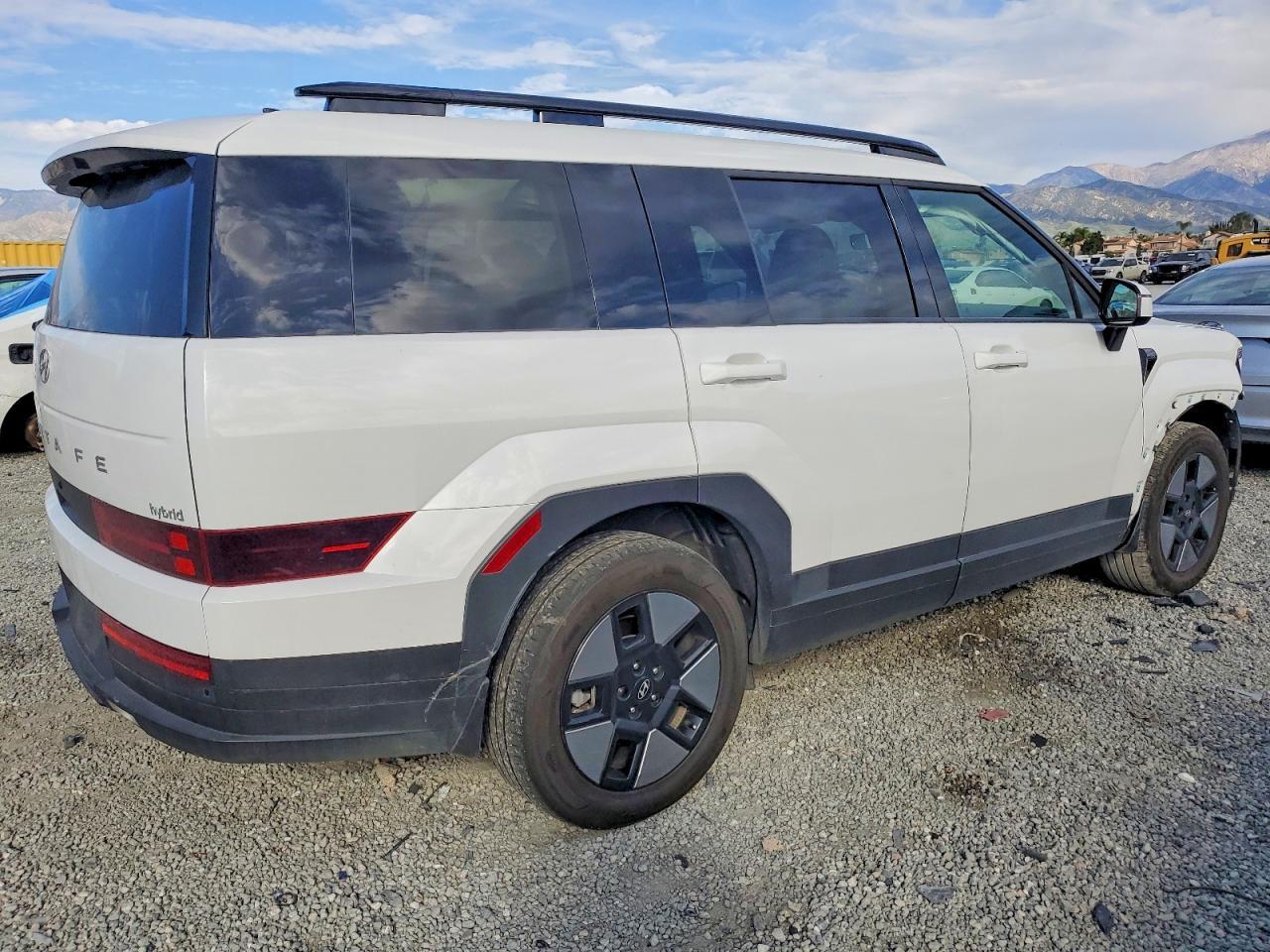 2025 Hyundai Santa Fe Sel - Фото 3