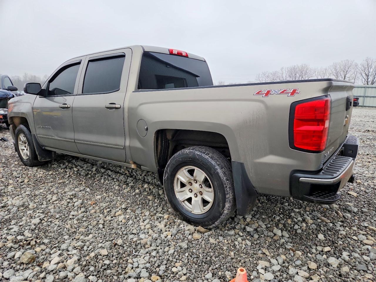 2017 Chevrolet Silverado K1500 Lt - Фото 2