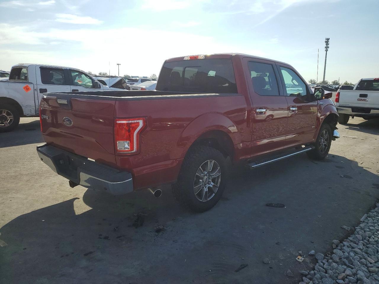 2016 Ford F150 Supercrew - Фото 3