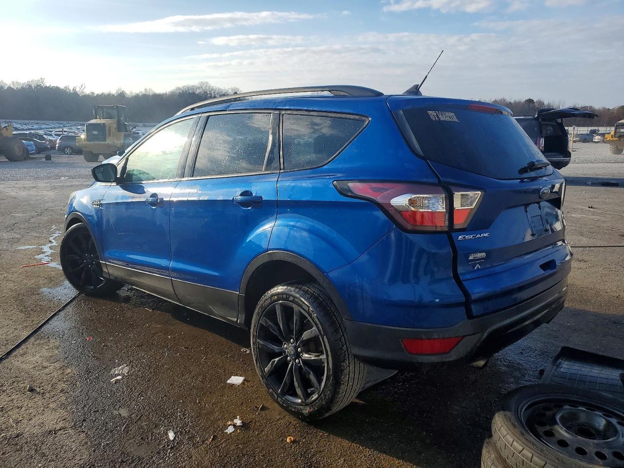2018 Ford Escape Se - Фото 2