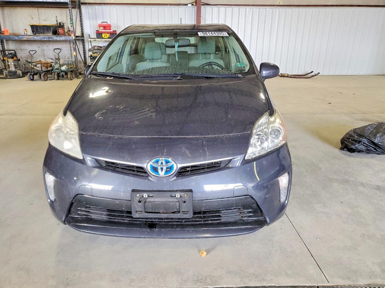 2013 Toyota Prius - Фото 5