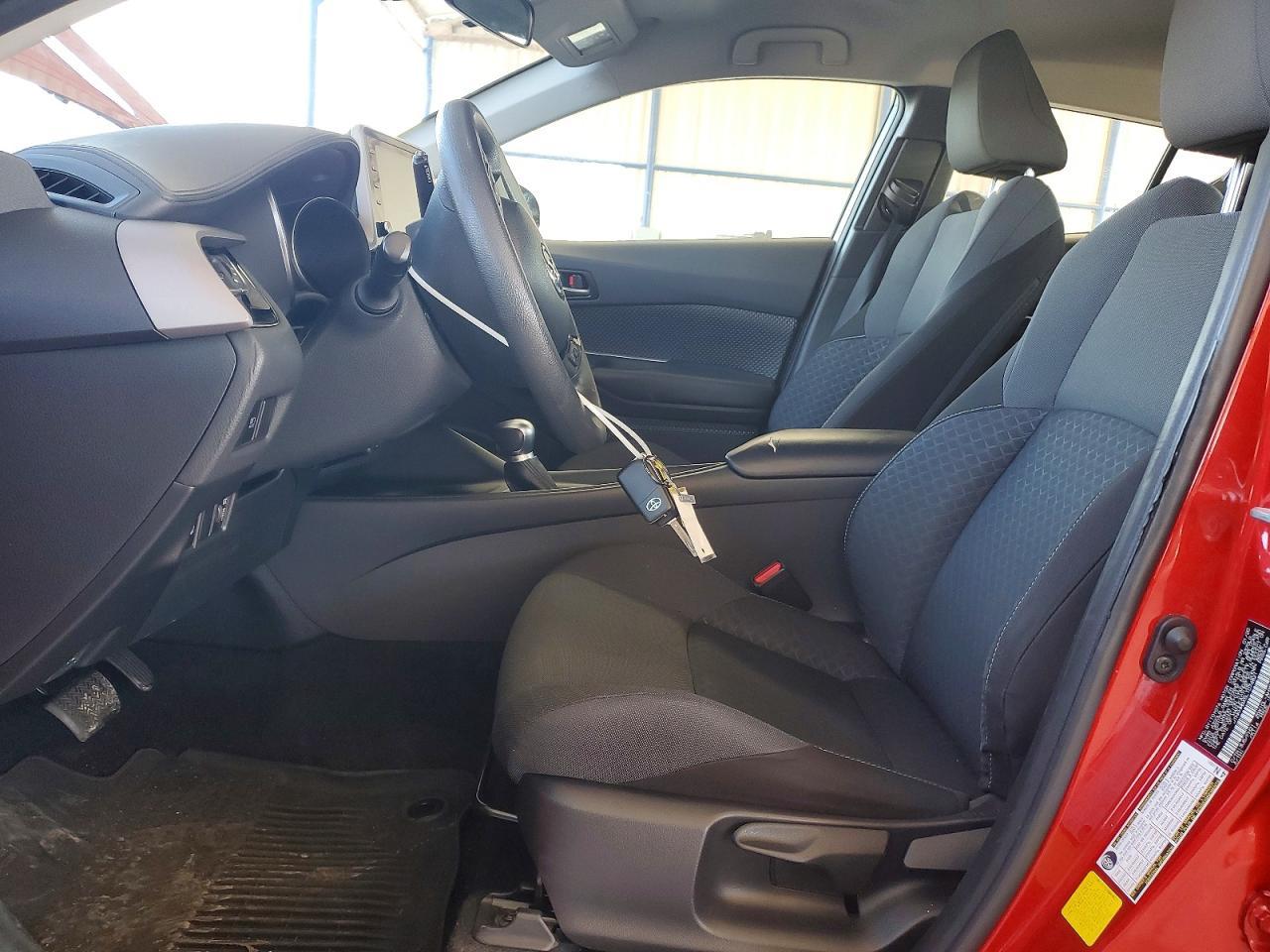 2020 Toyota C-Hr Xle - Фото 7