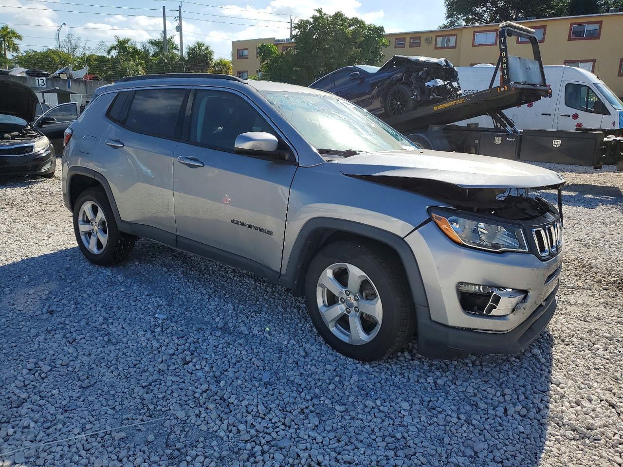 2021 Jeep Compass Latitude - Image 4