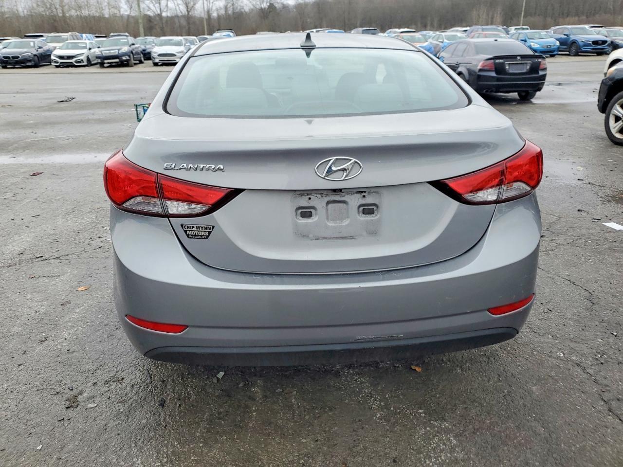 2014 Hyundai Elantra Se - Фото 6