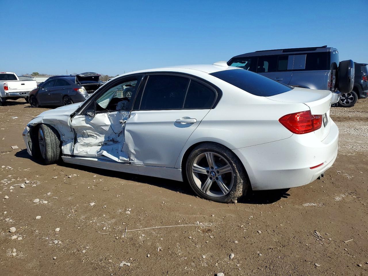 2014 BMW 328 I Sulev - Фото 2