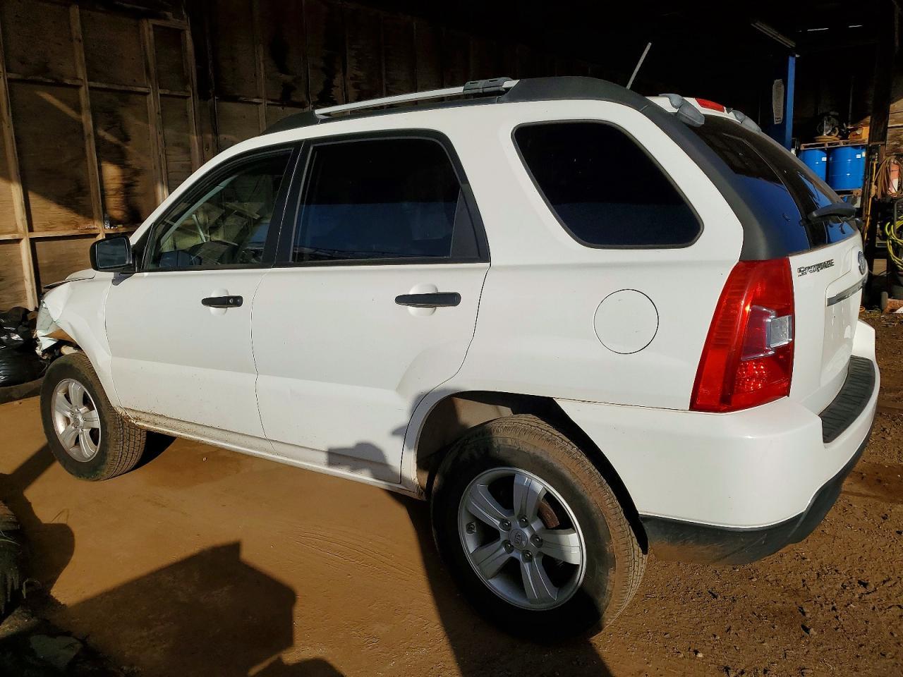 2009 Kia Sportage Lx - Image 2