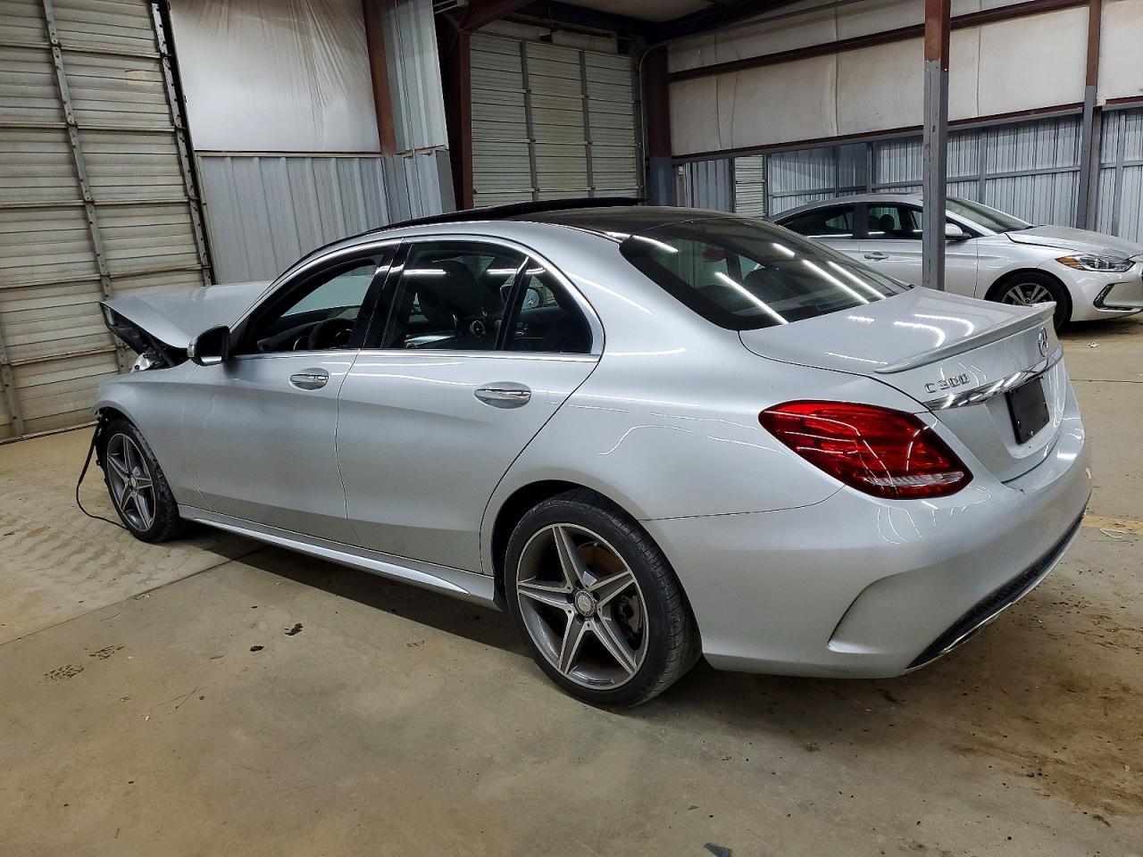 2015 Mercedes-Benz C 300 4Matic - Фото 2