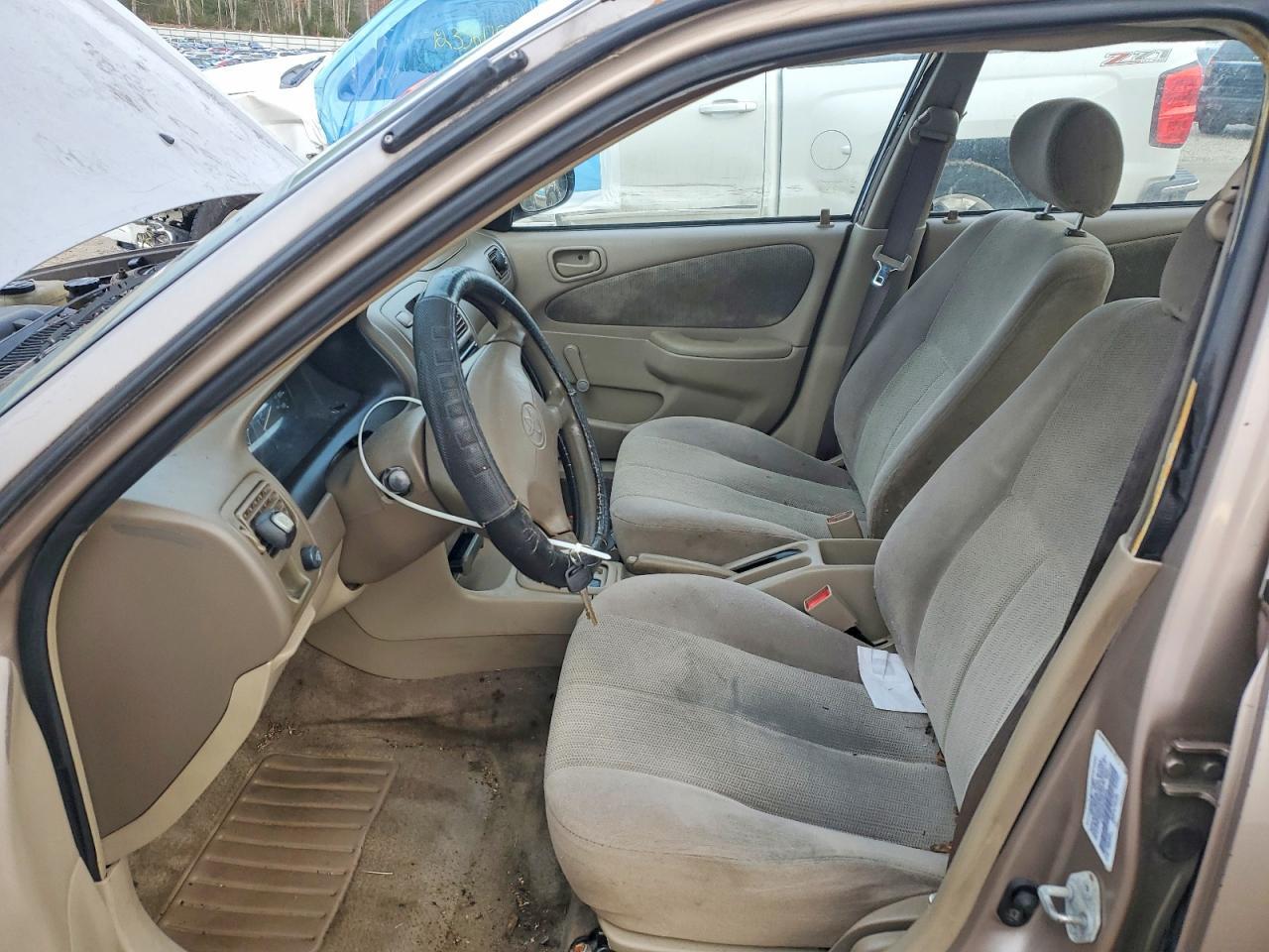 2002 Toyota Corolla Ce - Image 7