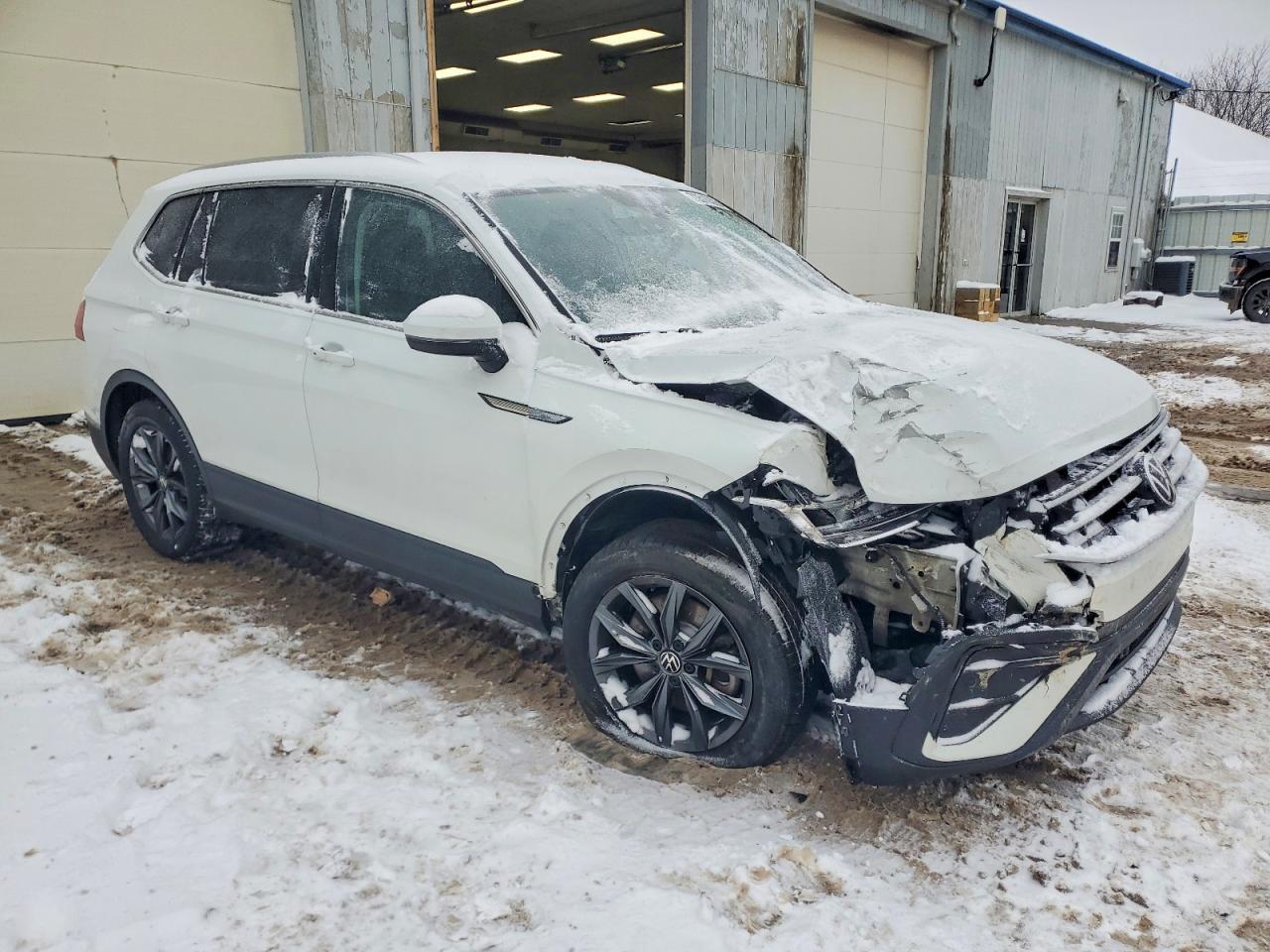 2024 Volkswagen Tiguan Se - Фото 4