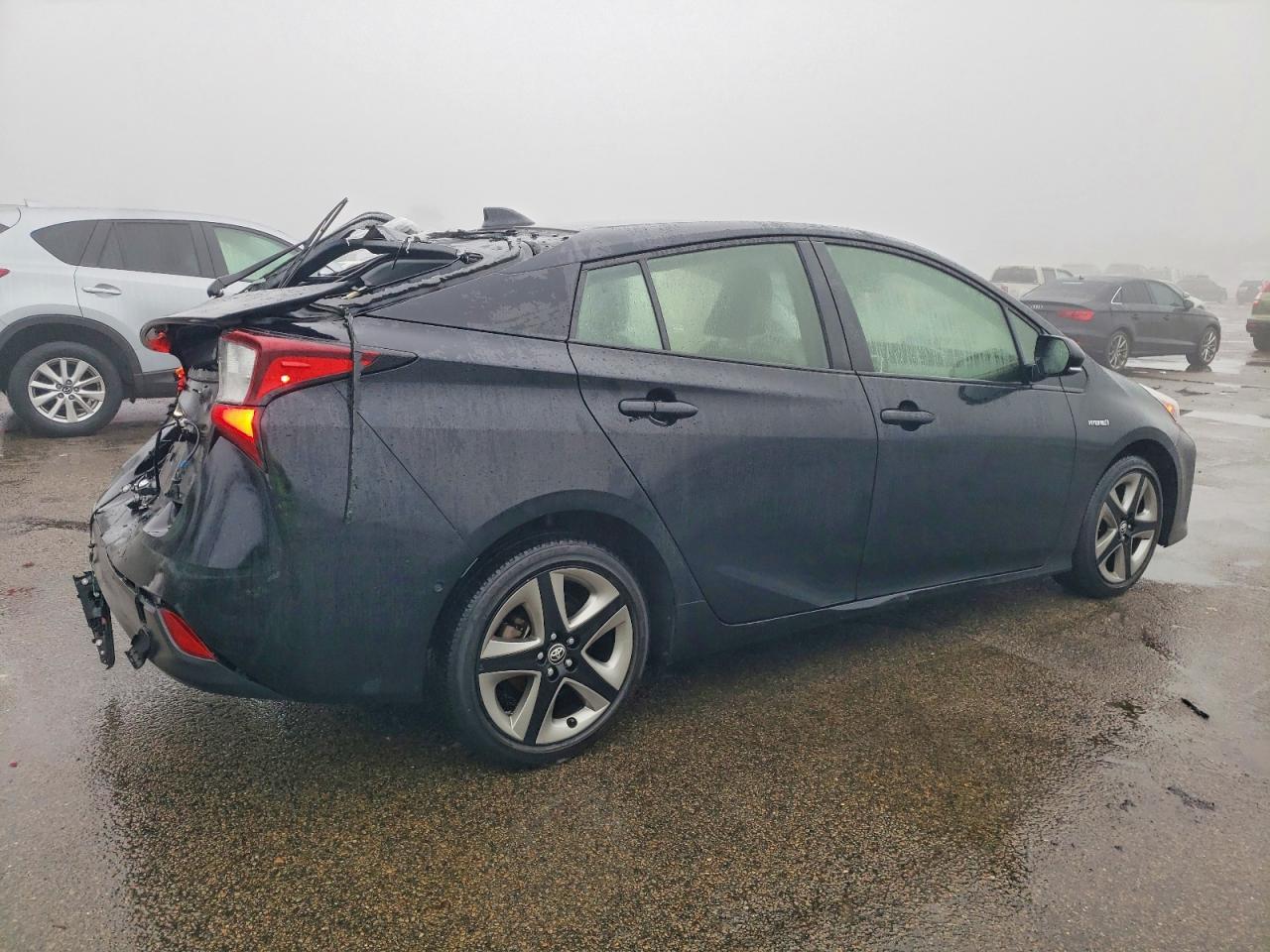 2022 Toyota Prius Night Shade - Image 3