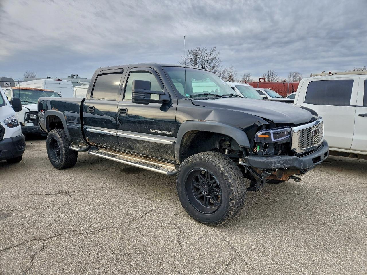 2003 GMC Sierra K2500 Heavy Duty - Фото 4