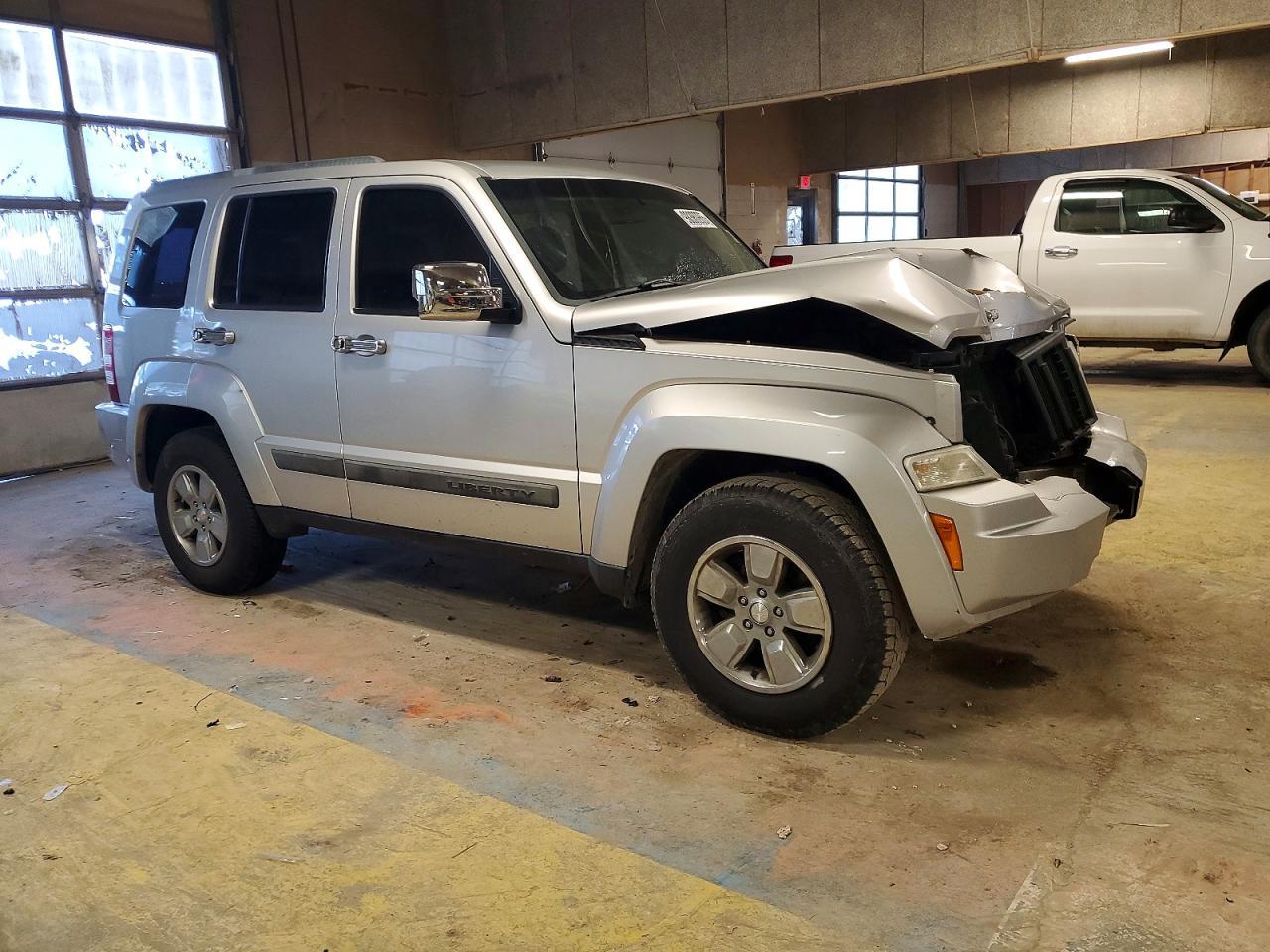 2011 Jeep Liberty Sport - Фото 4