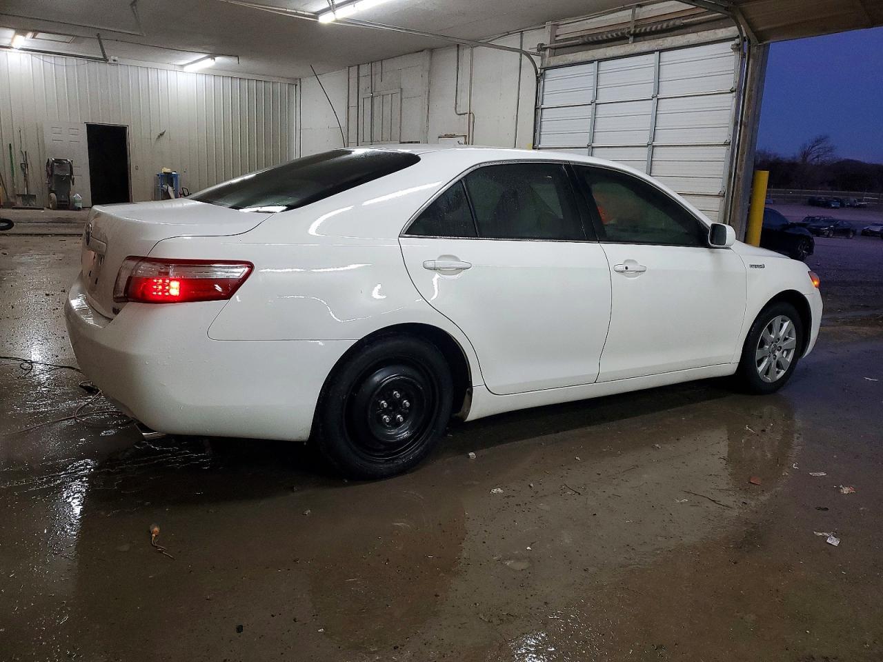 2007 Toyota Camry Hybrid - Image 3