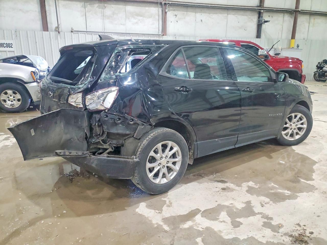 2019 Chevrolet Equinox Ls - Image 3