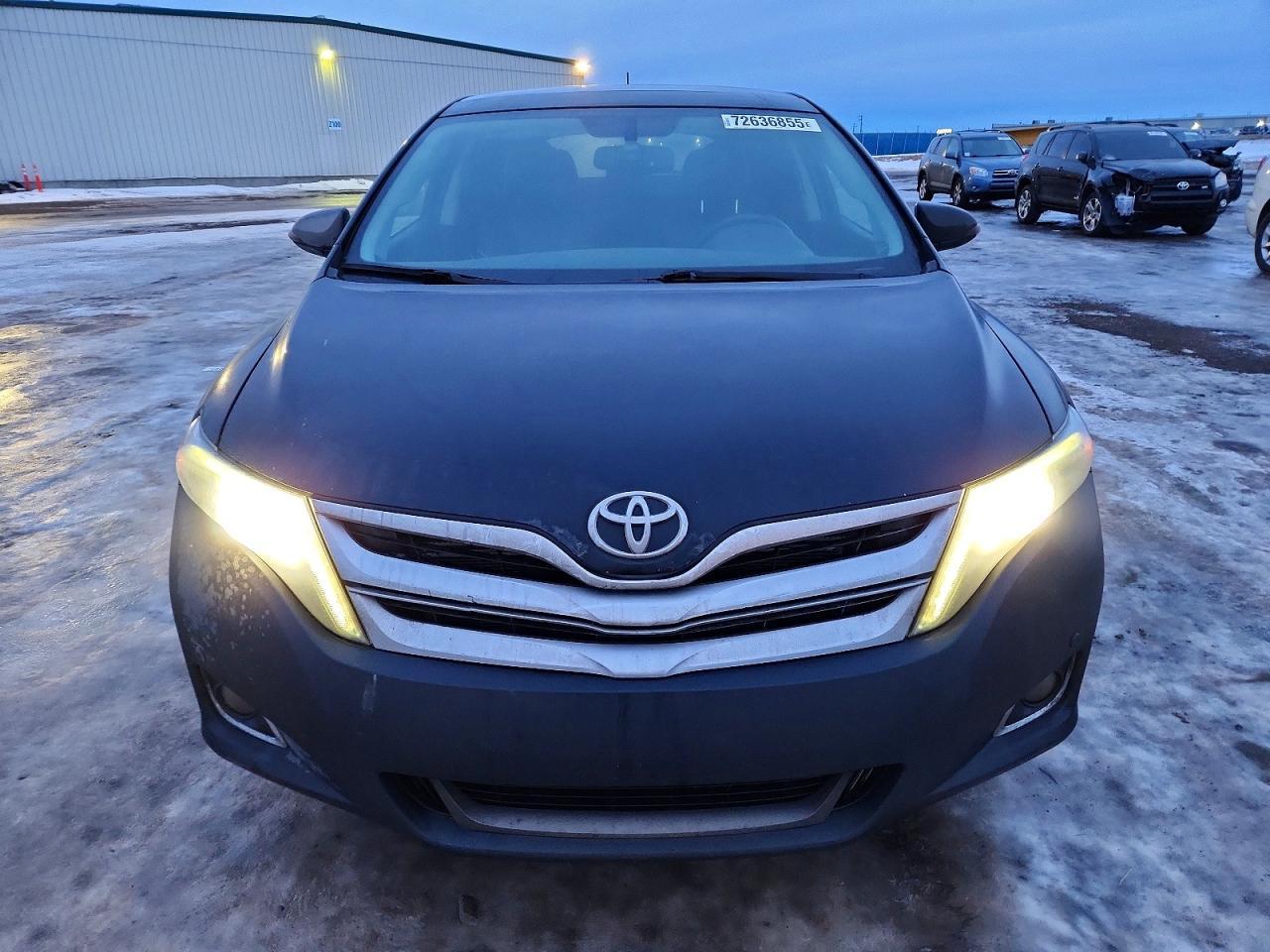 2016 Toyota Venza Xle - Image 5