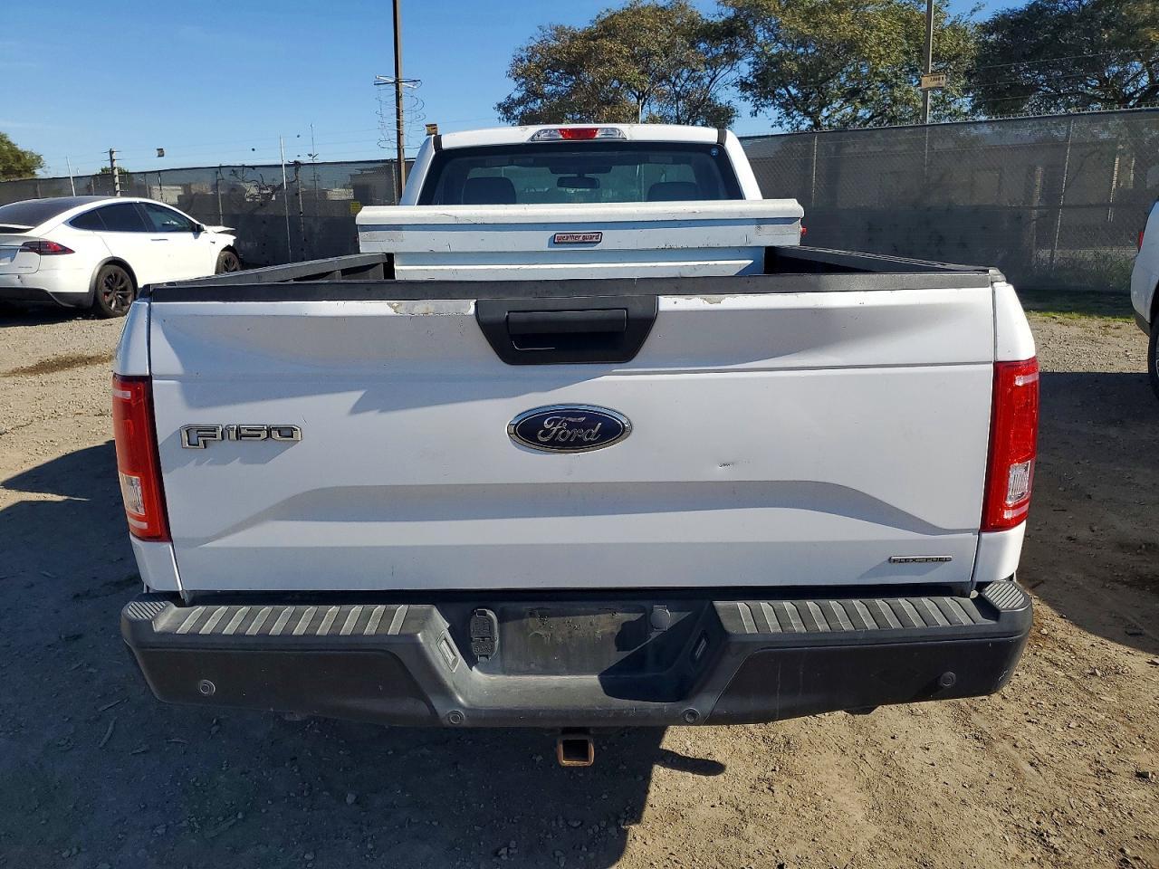 2016 Ford F150 - Image 6