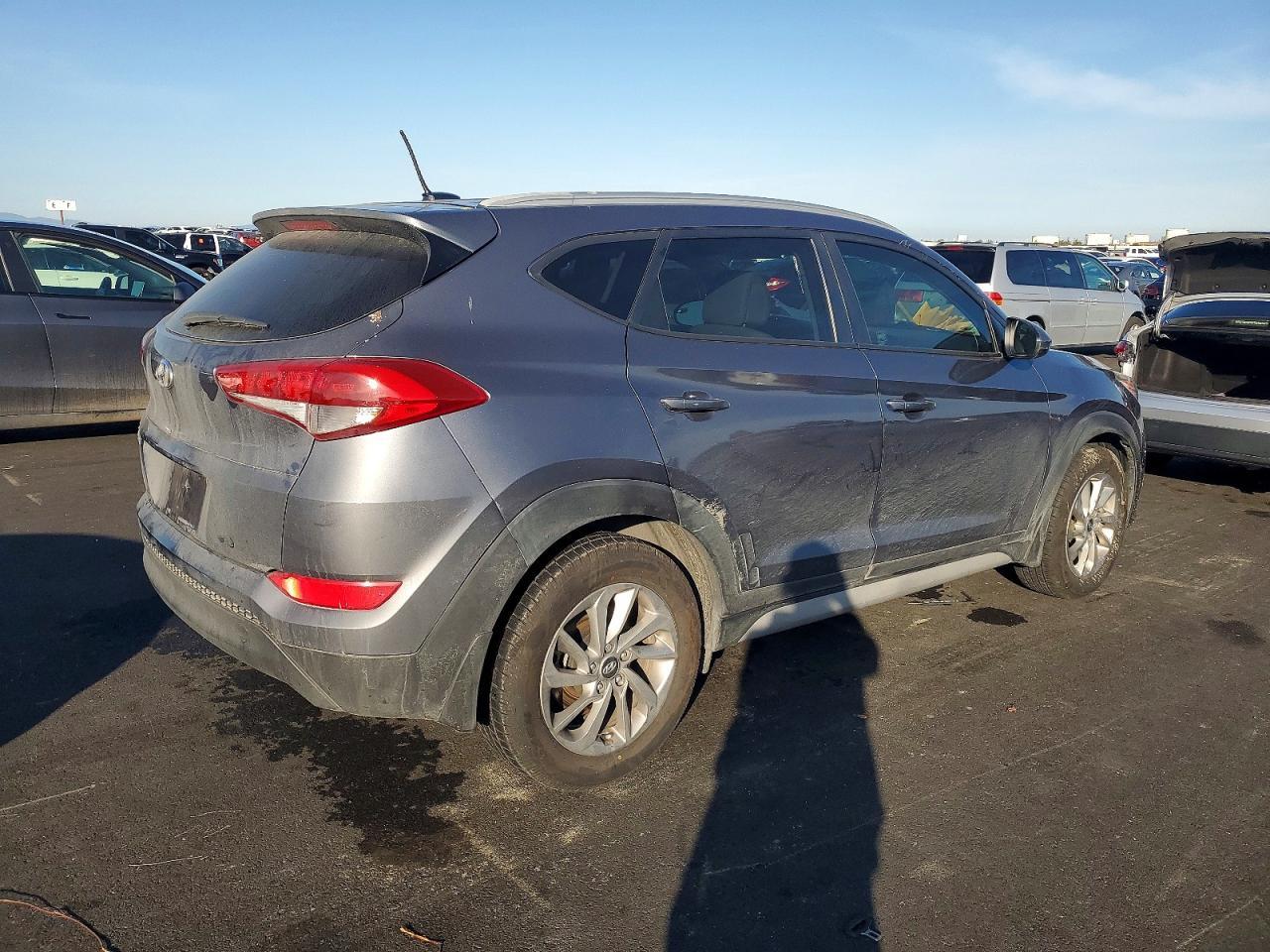 2017 Hyundai Tucson Se - Image 3