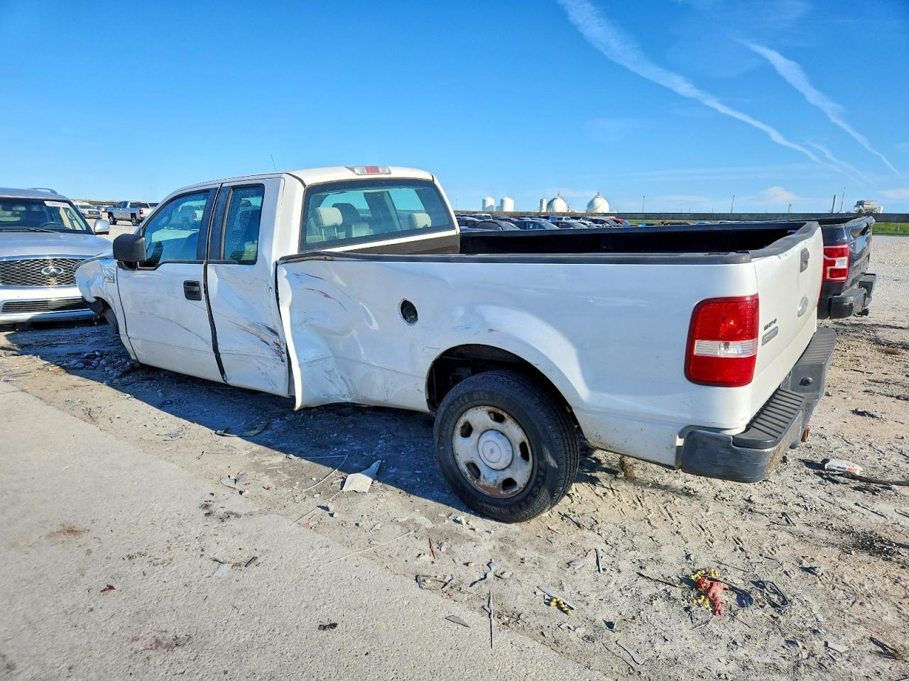 2007 Ford F150 - Фото 2